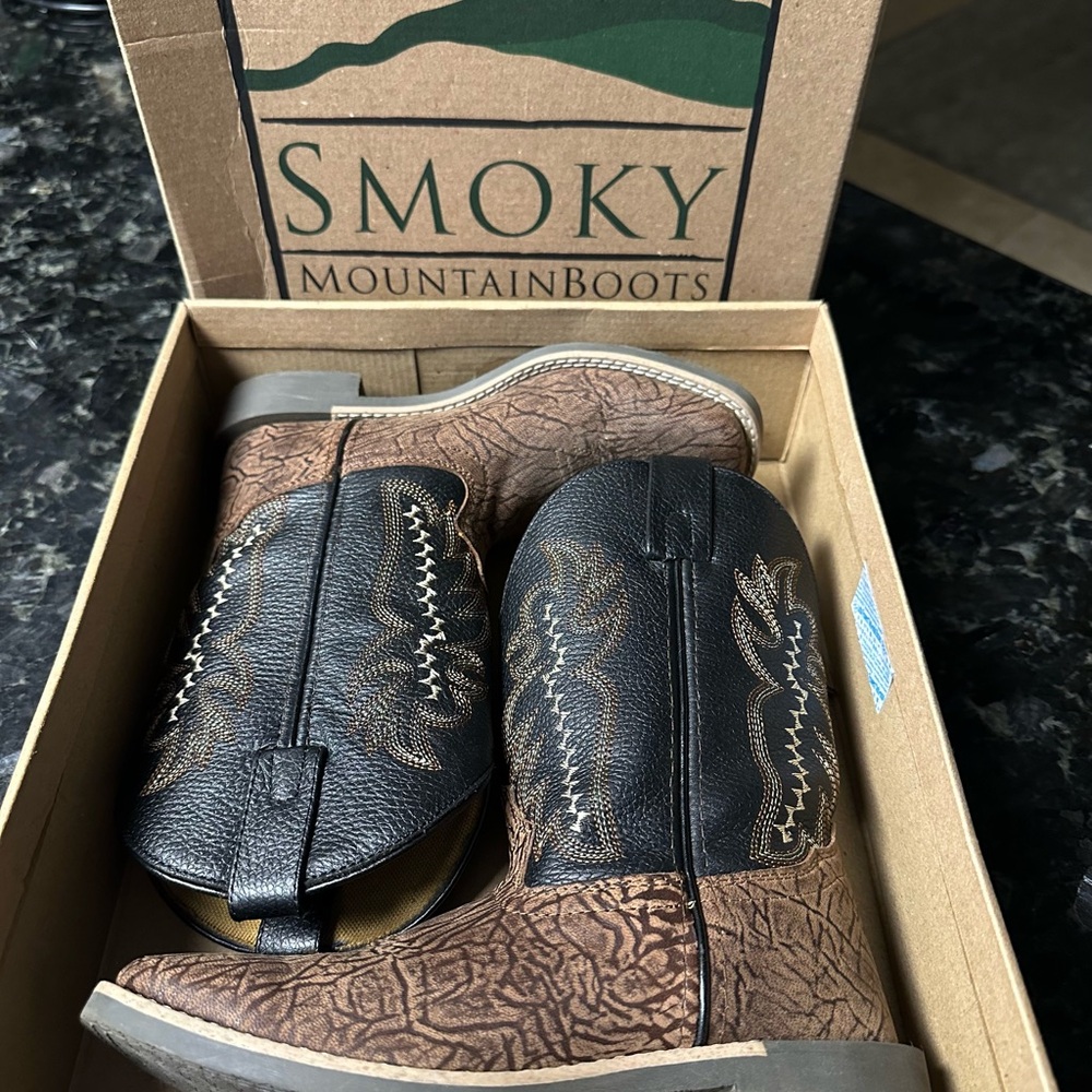 Smoky Mountain Kids Western Boots - Black and Brown